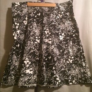 Villager Black and White Floral Print Skirt